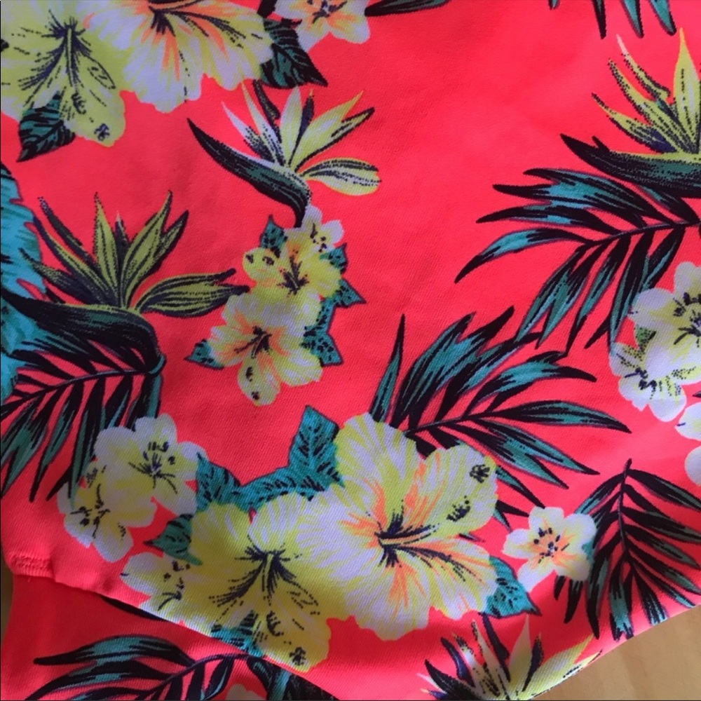 🏝 🌺 Tropical Bikini 🌺 🏝 - Picture 3 of 3